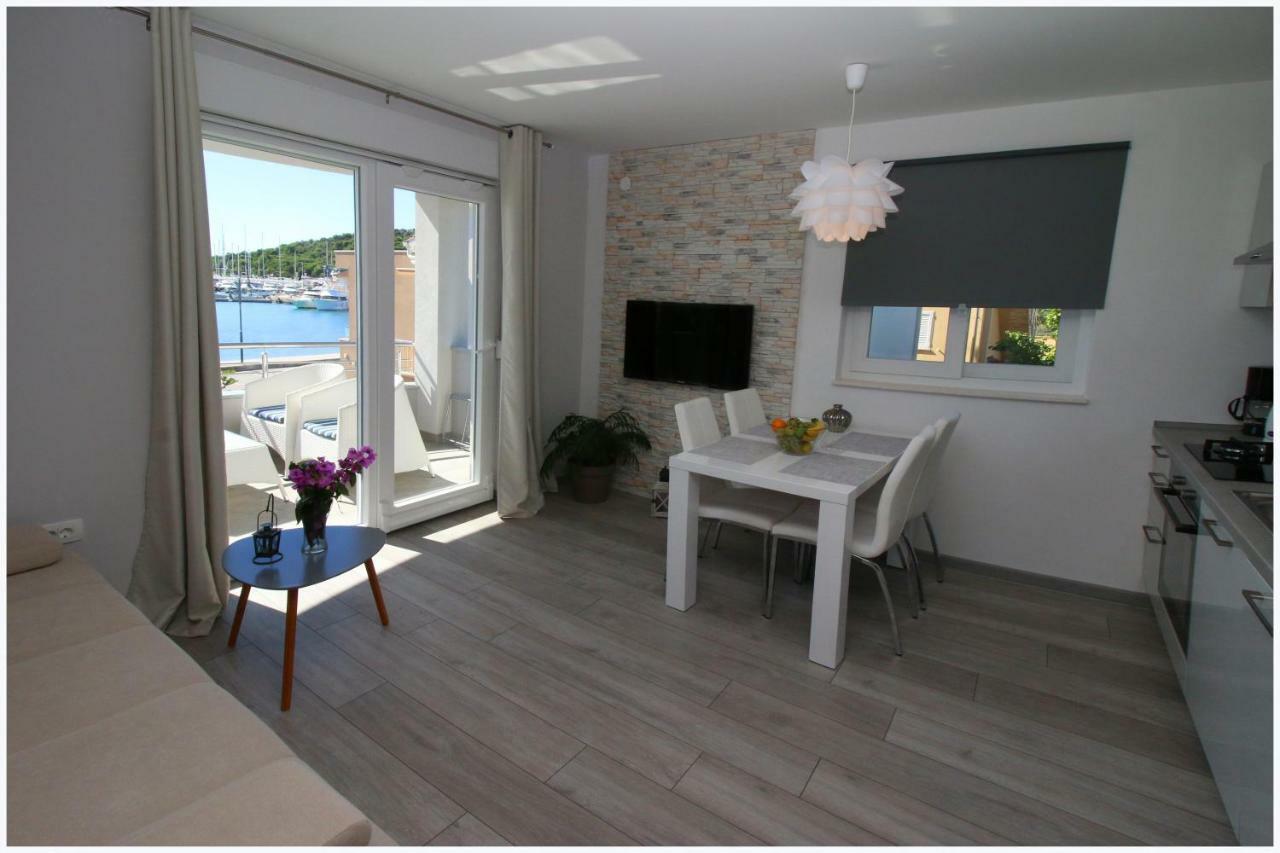 Apartments Silver Beauty روغوزنيكا المظهر الخارجي الصورة