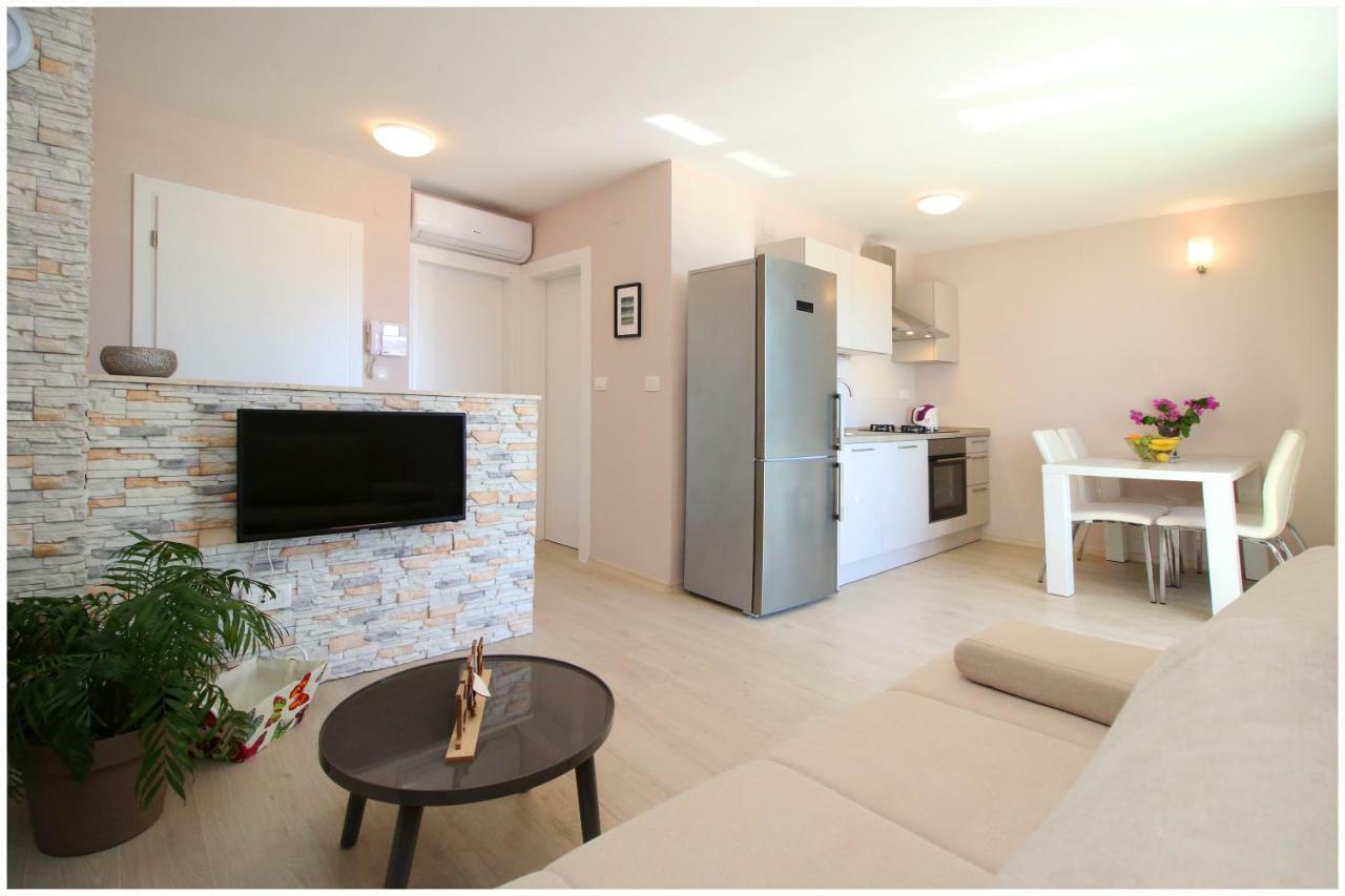 Apartments Silver Beauty روغوزنيكا المظهر الخارجي الصورة